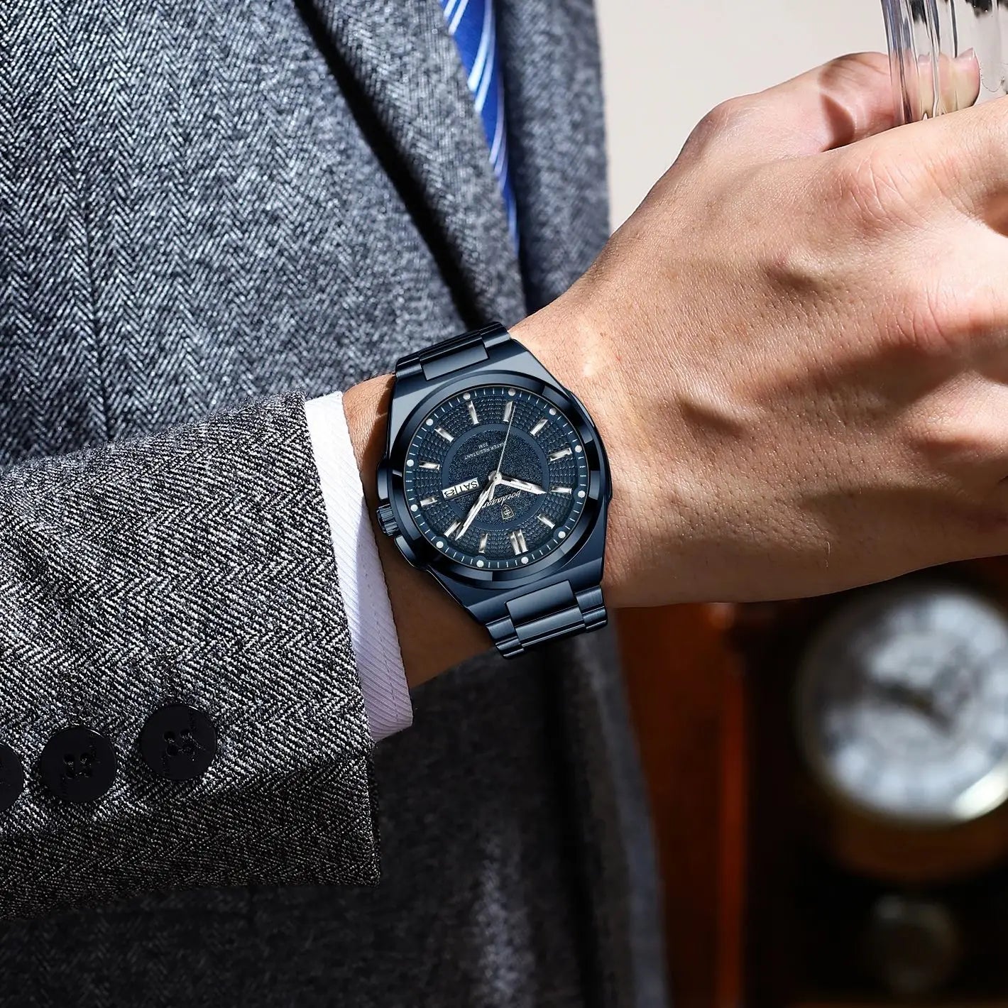 Horolite Original Luxury Men’s Quartz Watch – Waterproof, Luminous Stainless Steel Wristwatch with Date & Week Display